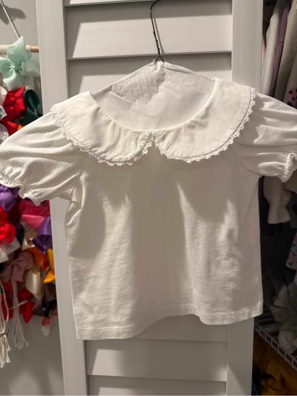 Janie and Jack White Scalloped Peter Pan Collar Tee